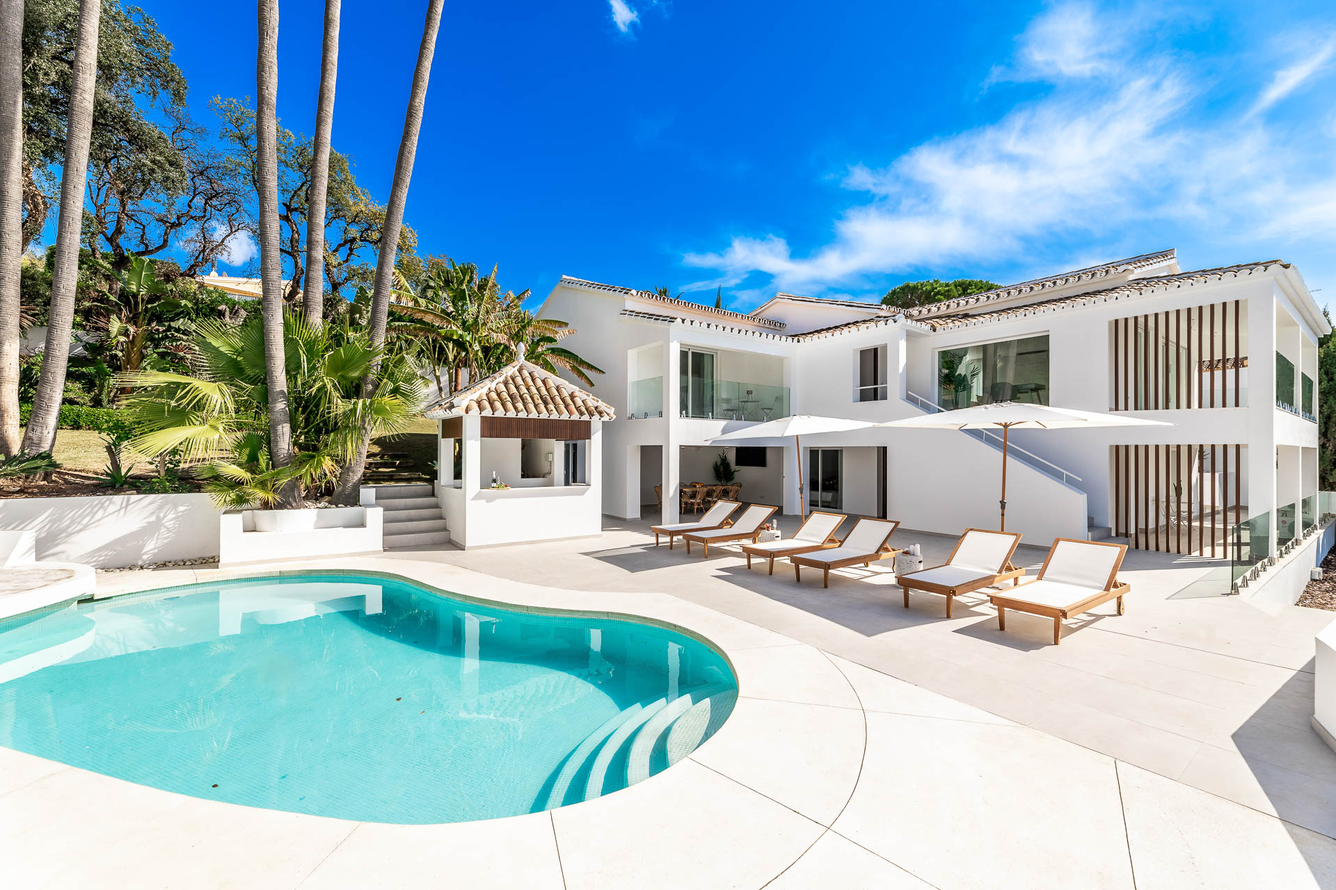 impressive-villa-with-panoramic-sea-views-in-marbella-villa-in-el-rosario (20)